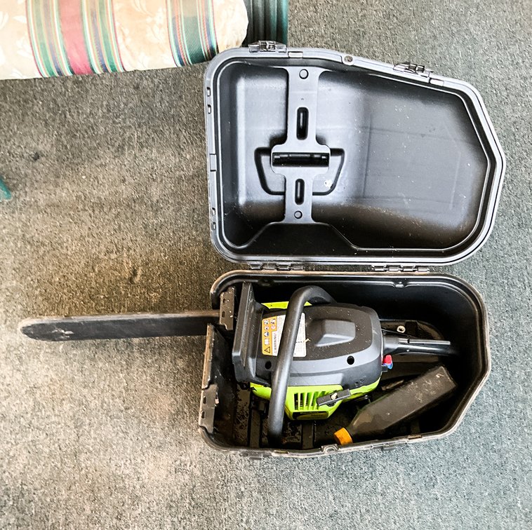 Poulan 16" 38 CC Chainsaw In Case
