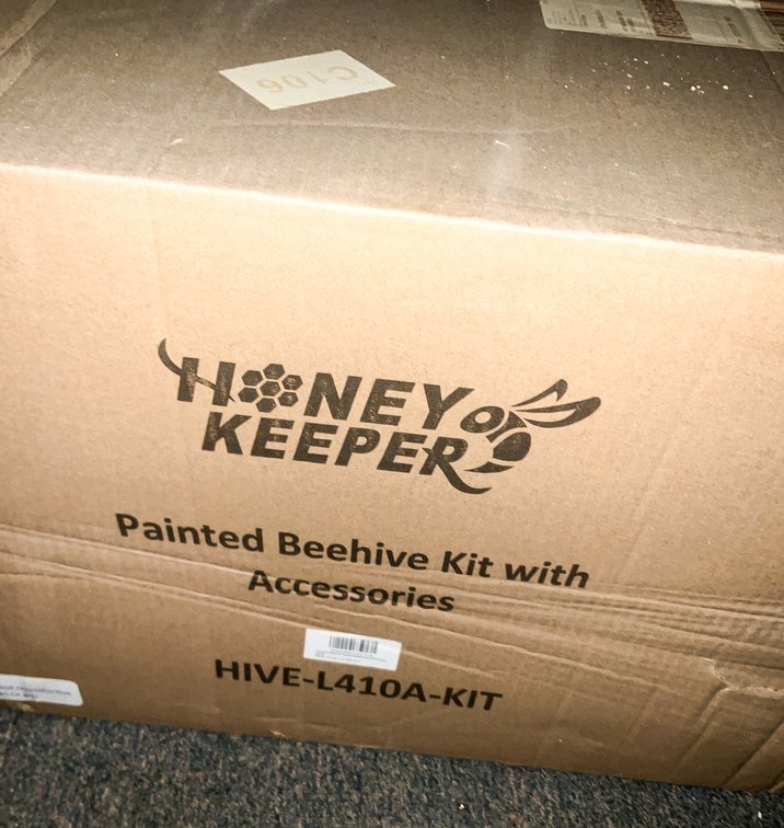 1 Honey Keeper Painted Bee Hive Kit W/ Accessories New In Box