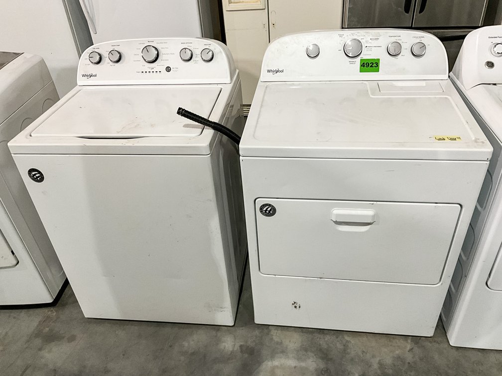 Whirlpool Washer/Electric Dryer Set