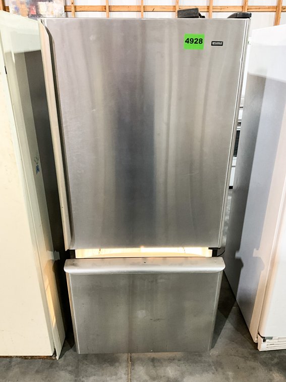 Kenmore Fridge 30"X30X66"