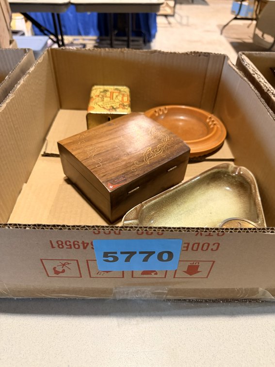 Vintage Ash Trays