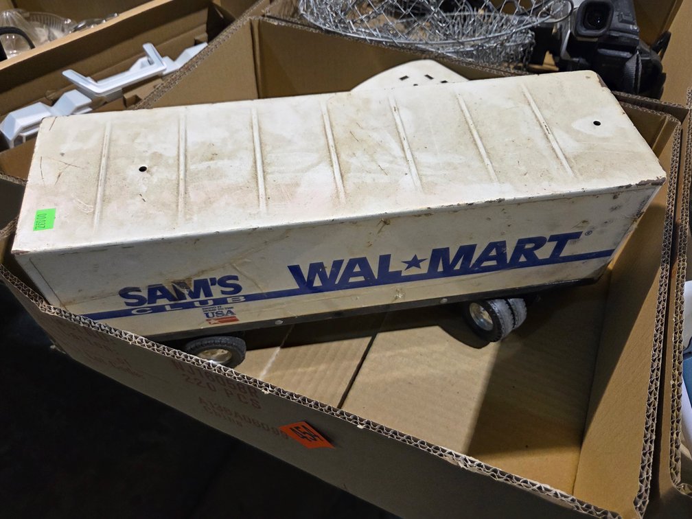 Metal Walmart Truck & Trailer By Nylint Corp Rockford & Sony Digital 450 Video Recorder Hanging Basket