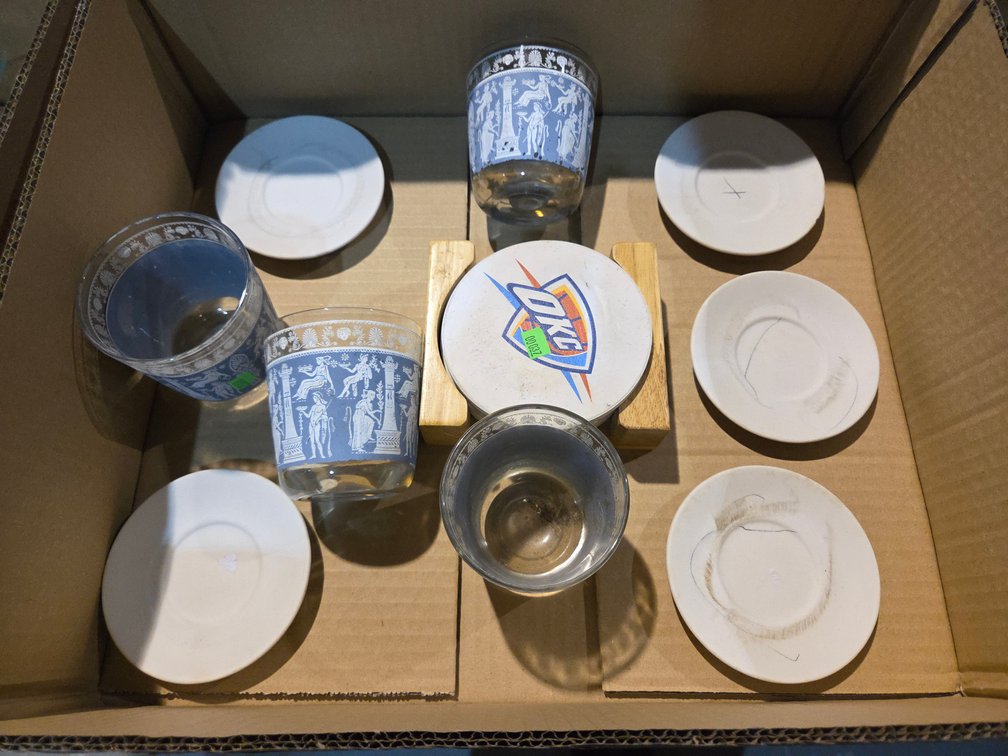 5 American Airlines Syracuse, China Plates, Oklahoma Thunder Coasters, & 4 Blue Small Glasses