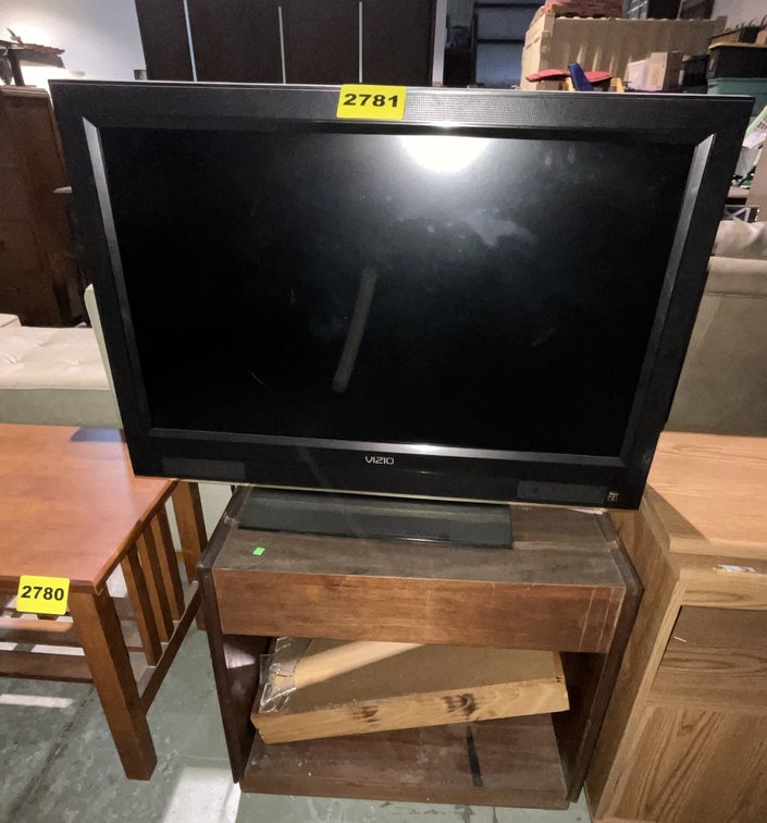 Vizio 42in HD TV With Stand