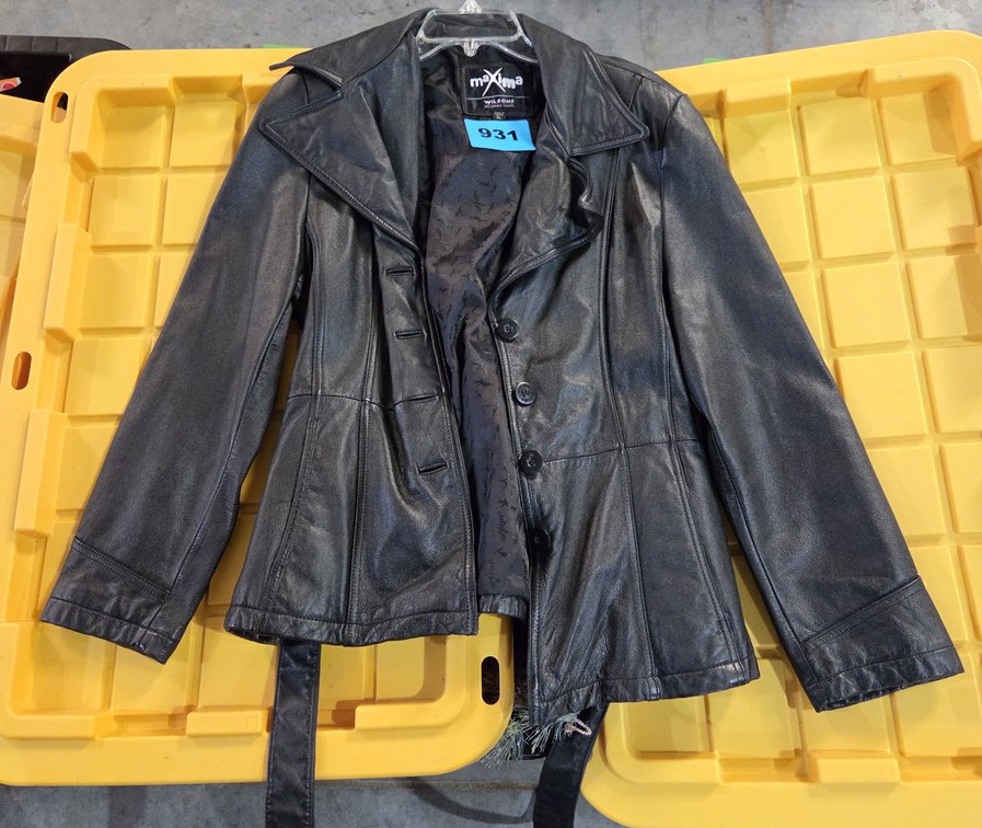 1 Black Leather Jacket XL By Maxima, Wilsons