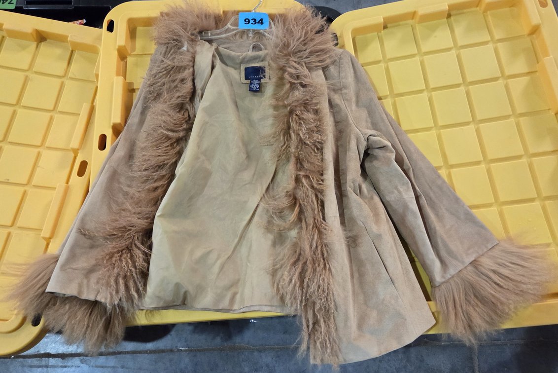 1 Leather Jacket By Vanezia