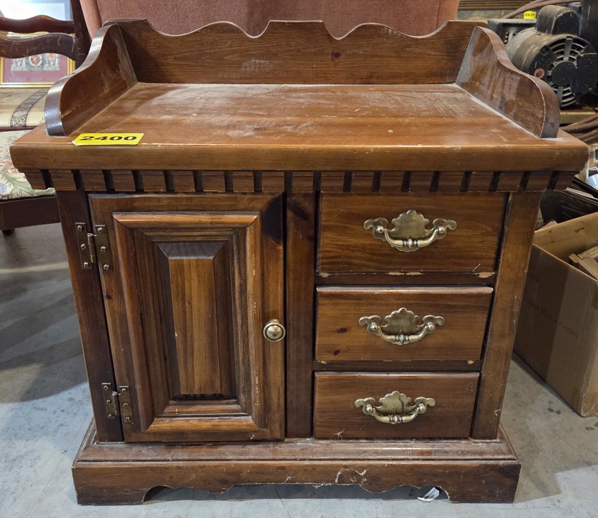 End Table 17x24x26