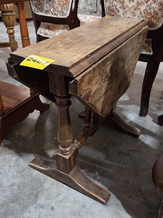 Vintage Oak Drop Leaf Table