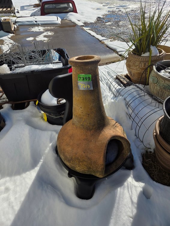 Chiminea w/ Stand