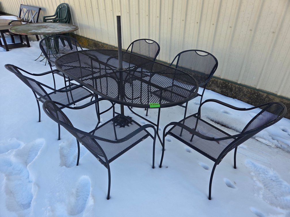 Black Table & 6 Chairs