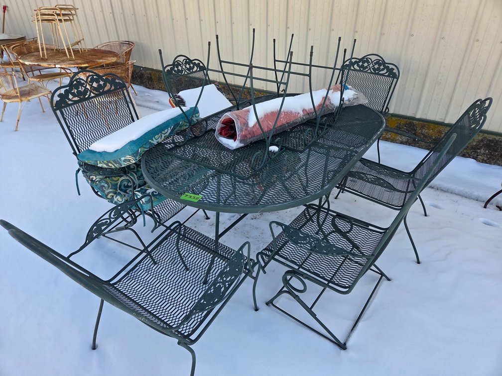 Table & 6 Green Chairs, & 3 Stools & Umbrella