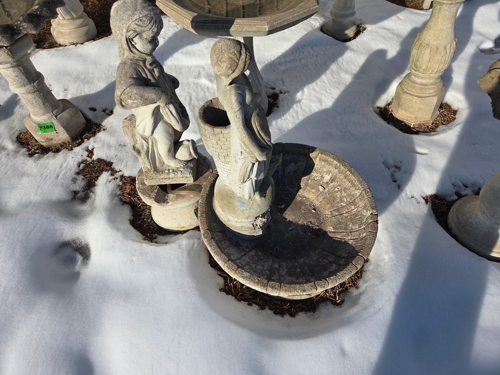 2 Bird Baths, & 2 Statues