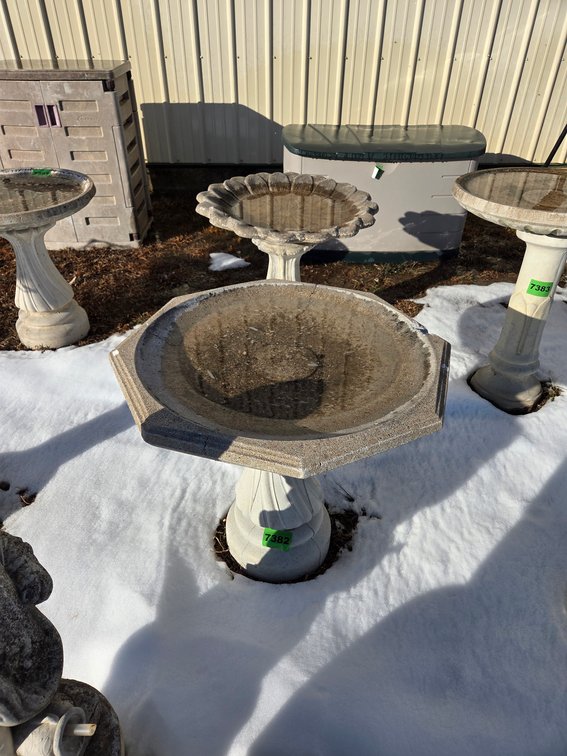 2 Bird Baths