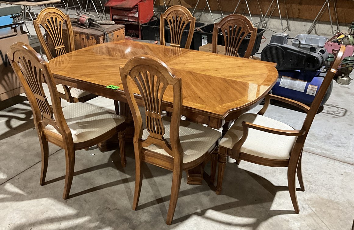 Thomasville Vintage Drexel Heritage Inlaid Parquet Top & 6 Chairs