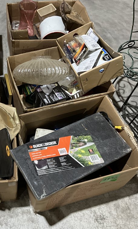 3 Boxes-Multi Band Radio, Watchman AM/FM Radios