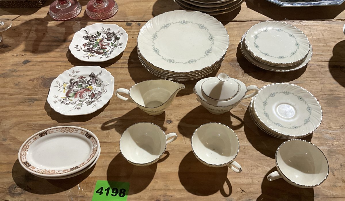24 Pcs-Musette by Lenox Dishes, Decorative Dishes