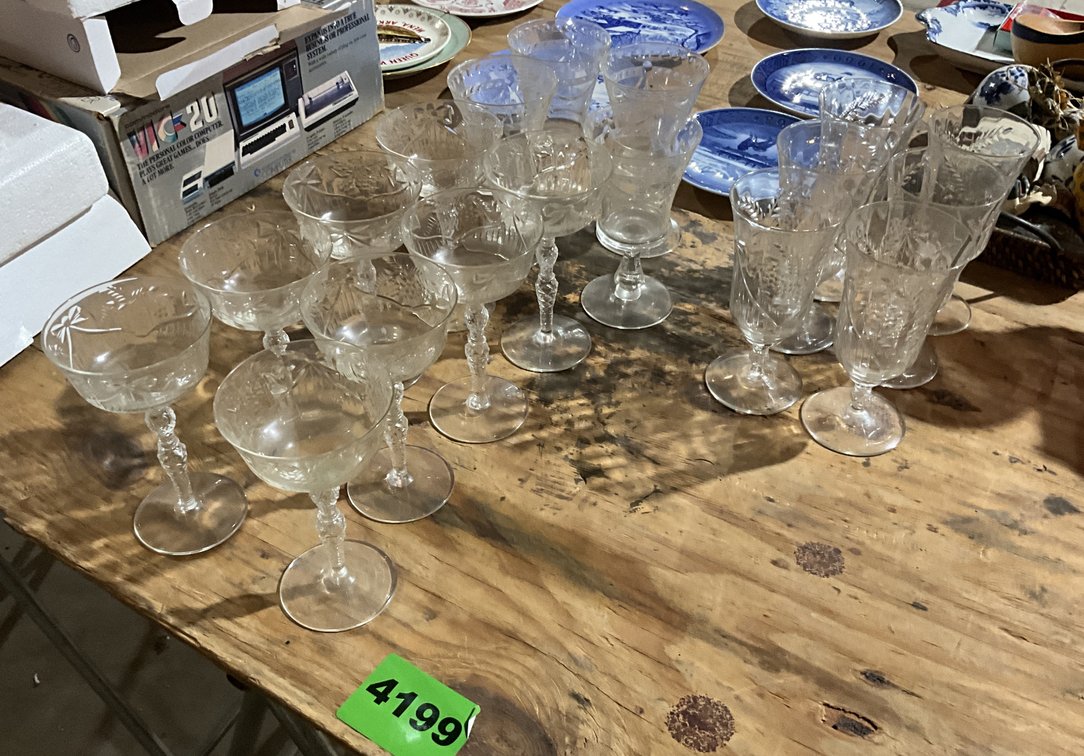 6 Pcs Vintage Footed Ice Tea Tumblers, 8 Pcs Vintage Etched Crystal Champagne Glasses