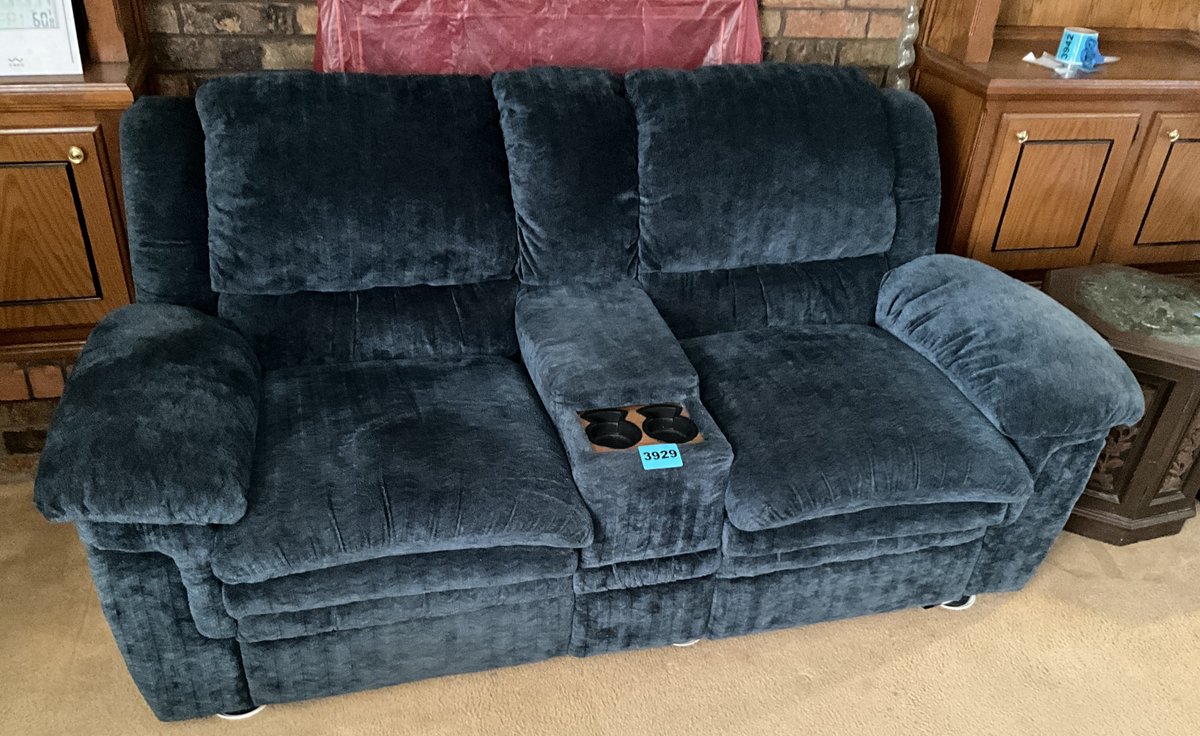 2 Seat Couch W/ Drink Holder
