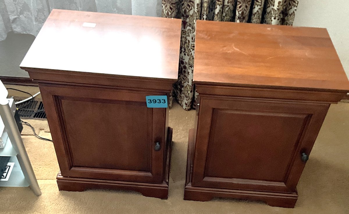 2 Wood End Tables W/ Storage 16"x20"x26"
