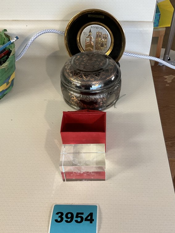 Clear Glass Cube W/ Roosters