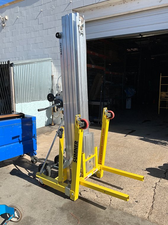 Sumner 23.9 Ft Lift Model: 2124
