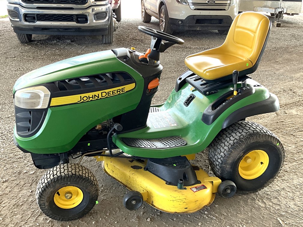 2012 John Deere D100 Mower