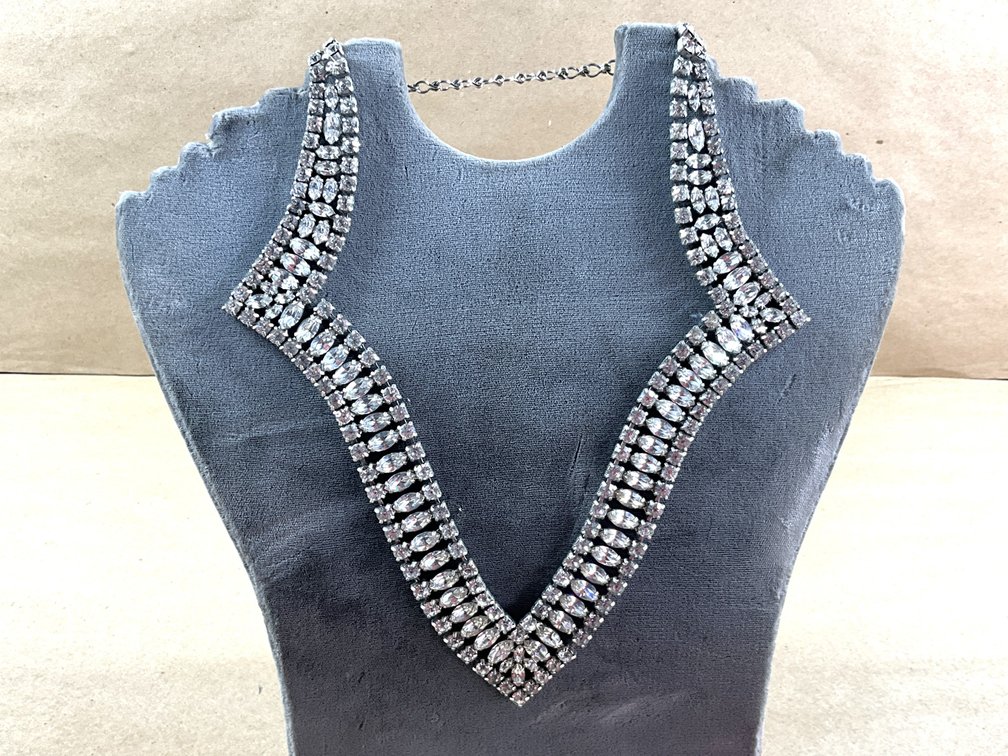 Vintage Rhinestone V-Neck Necklace