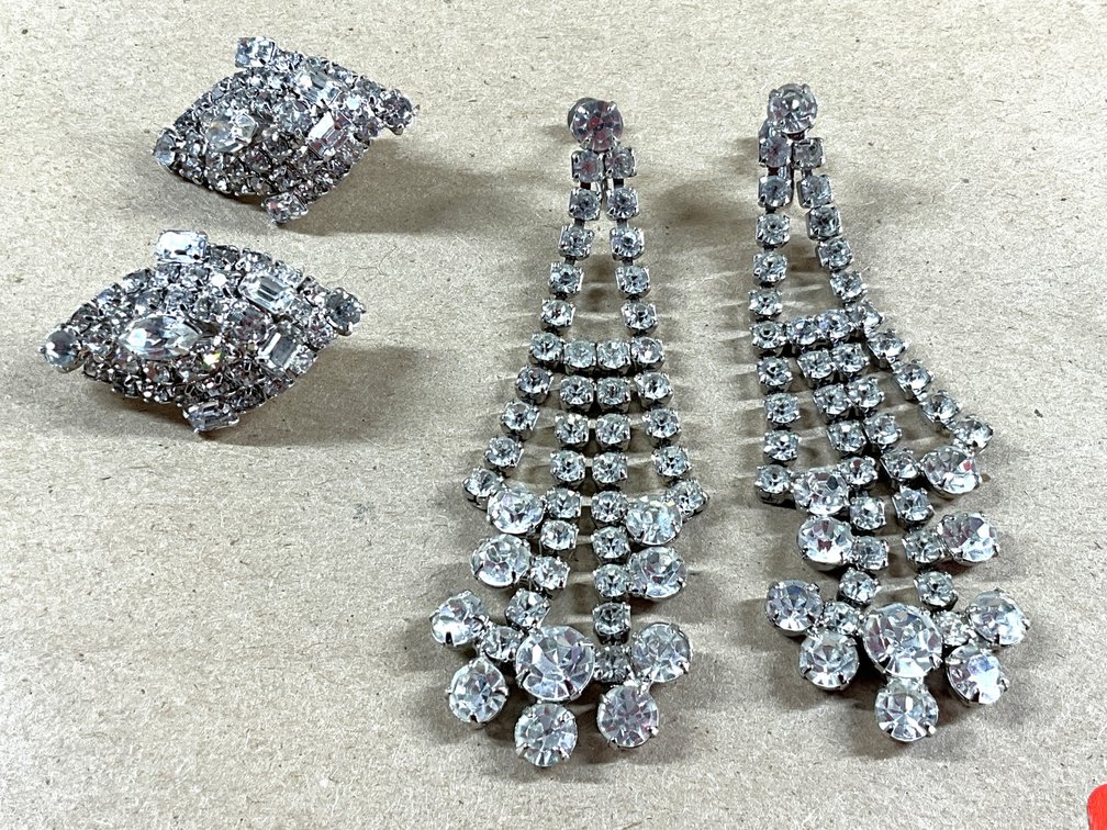Two Pairs Of Vintage-Style Rhinestone Clip-on Earrings