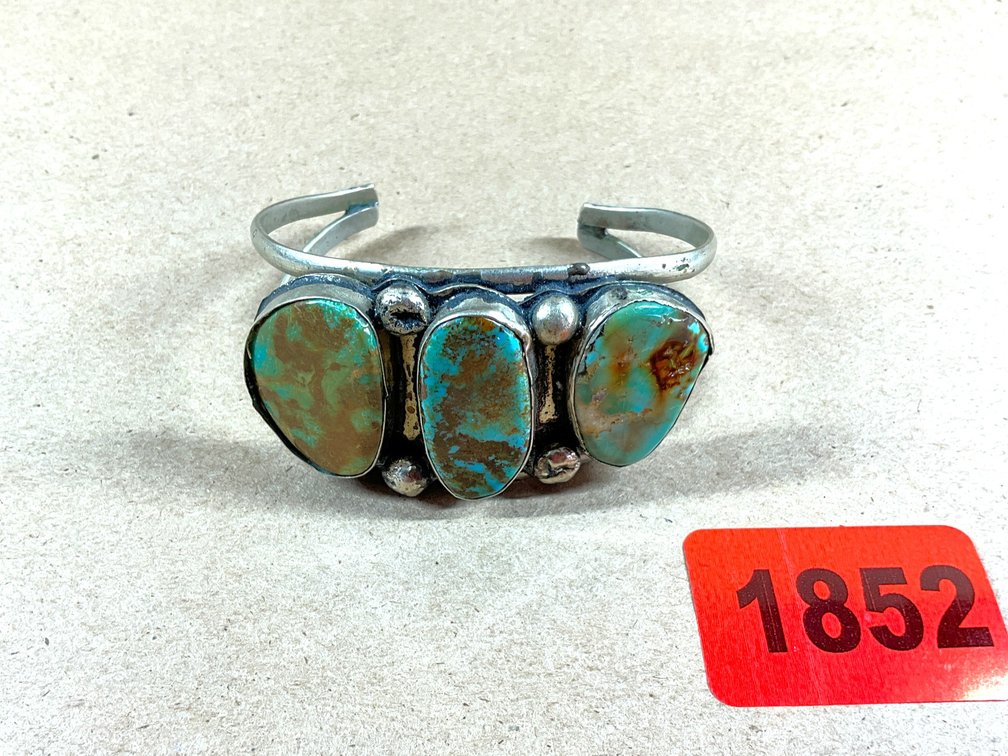 Vintage Royston Turquoise Navajo-Style Cuff