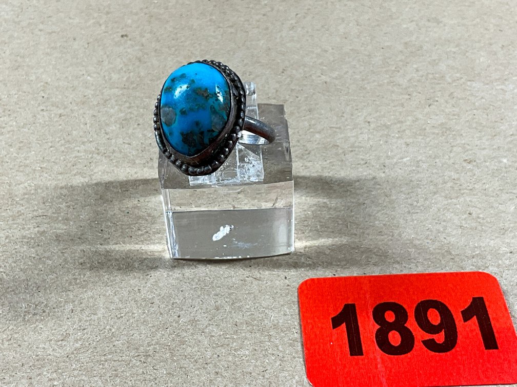 Sterling Silver Turquoise Ring