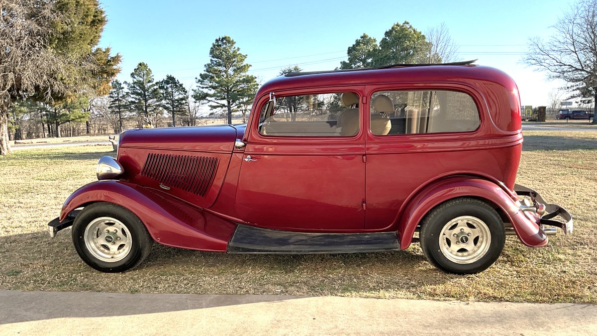 1934 Ford Sedan