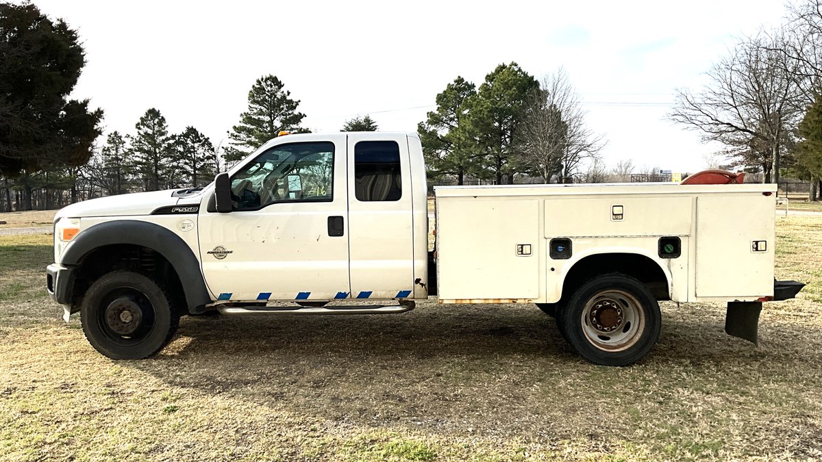 2012 Ford 1 1/2T 4X4
