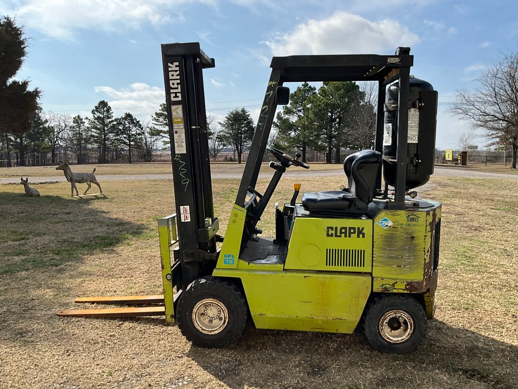 1995 Clark Forklift