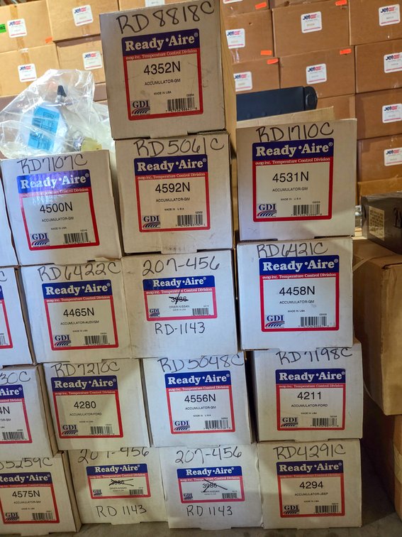 29 Asstd Accumulators-Ready Air, Kysor