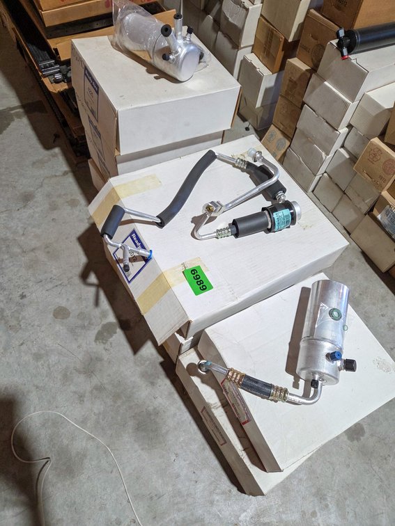 9 Boxes-4 Accumulators, Ready Air for Fords, 3 Manifold Assemblies-Ford, Chrysler, Etc.