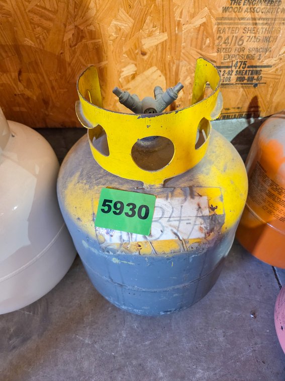 Cylinder of R-134A (Appears 1/4 Full)