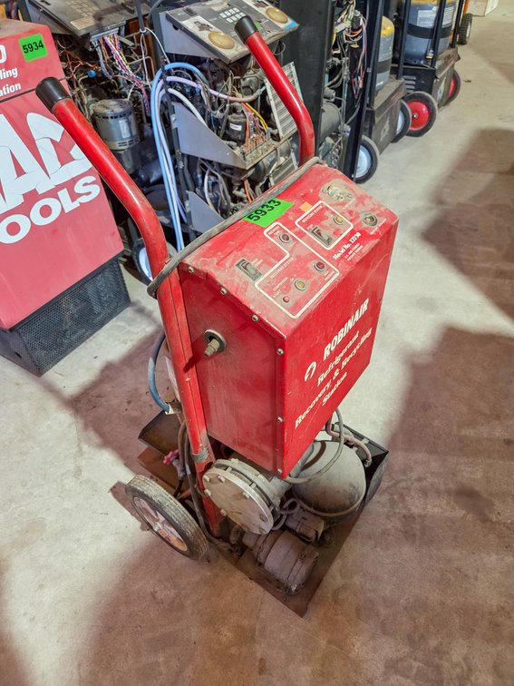 Robinair Refrigerant Recovery & Recycling Station