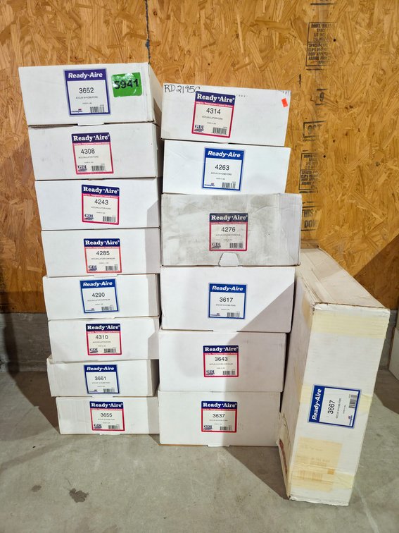 15 Ready Air Asstd Accumulators-Ford & Chrysler