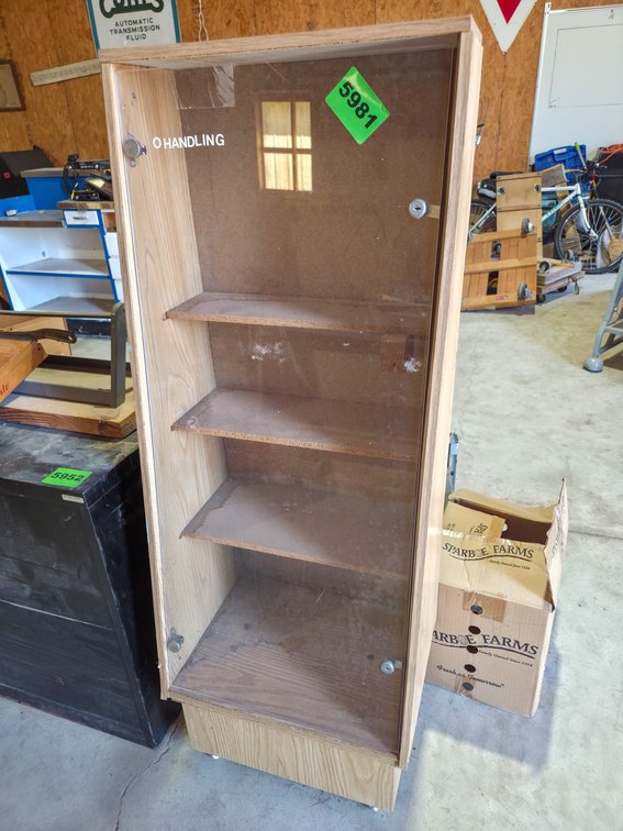 O Handling Display Cabinet 20"x24"x55"