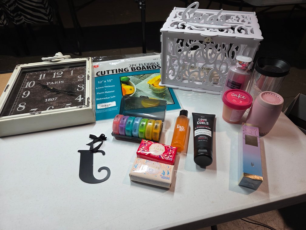 Wall Decorations, Michael Kors Bag & Other Assorted Items