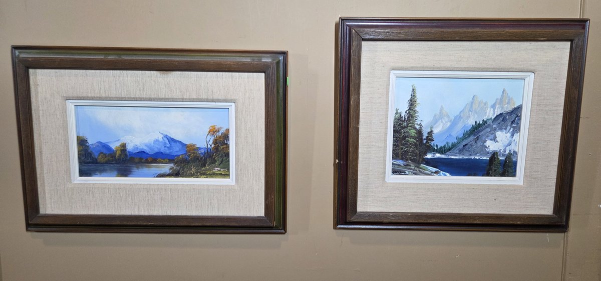 2 Pieces Of Wall Art
