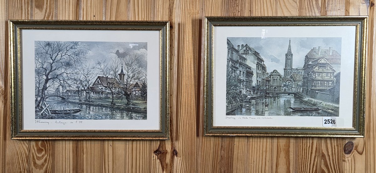 2 Pieces Of Wall Art