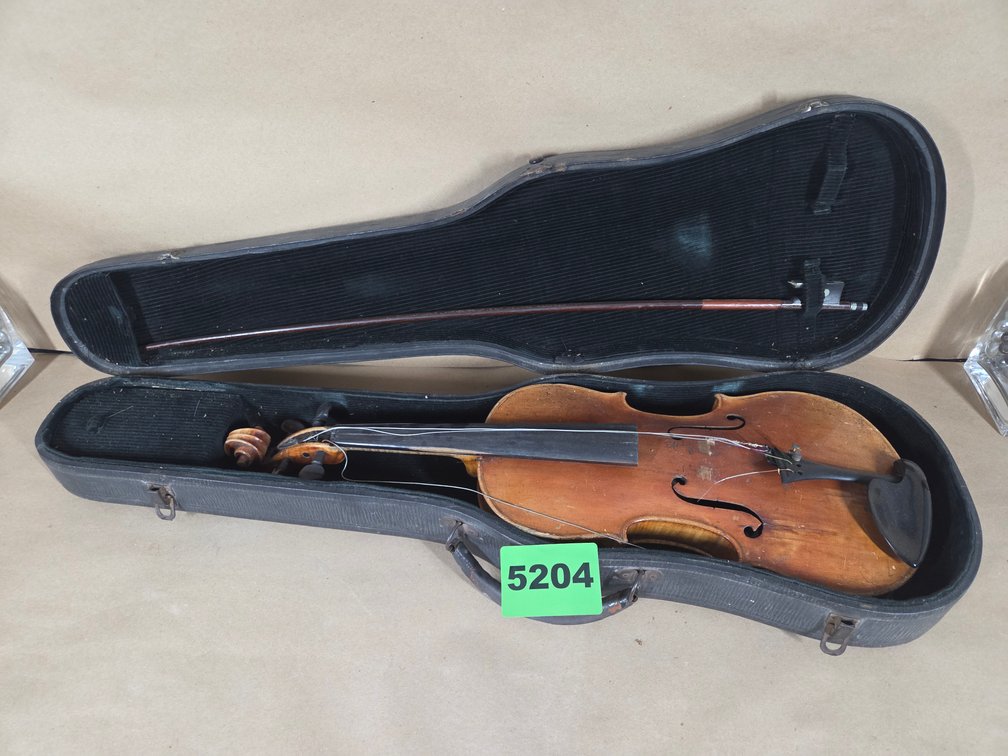 Vintage Violin