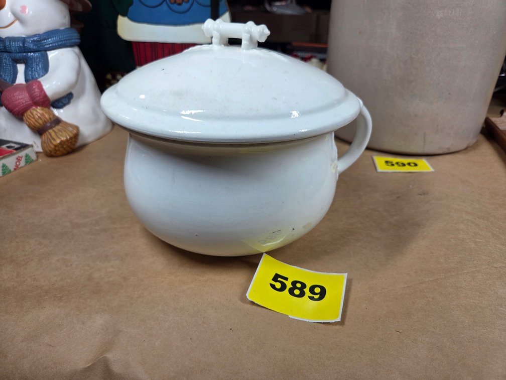 White Chamber Pot