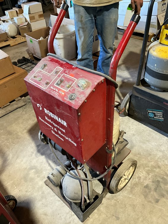 Robinair Recovery And Recycling Station