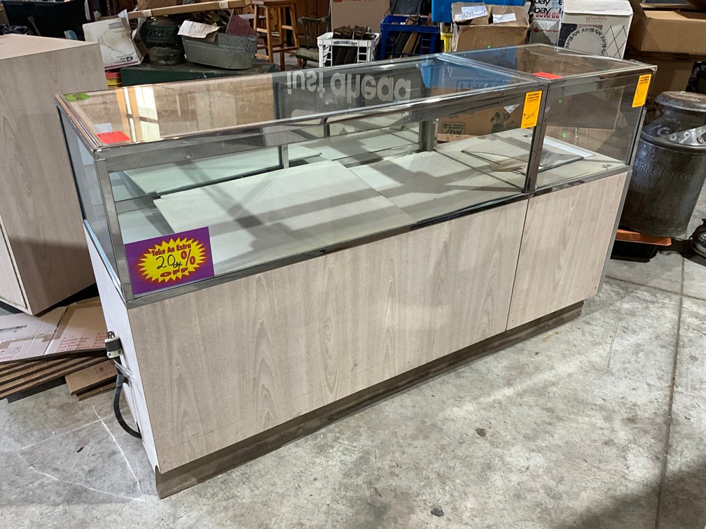20" X 68" X 38" Display Case W/ 6 Drawers