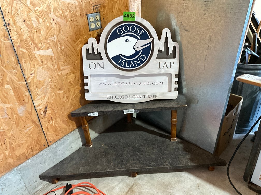 Goose Island Sign