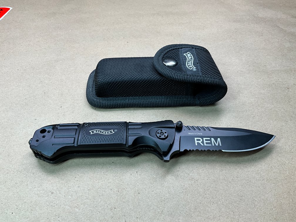 Walther Brand With Sheath-440SS