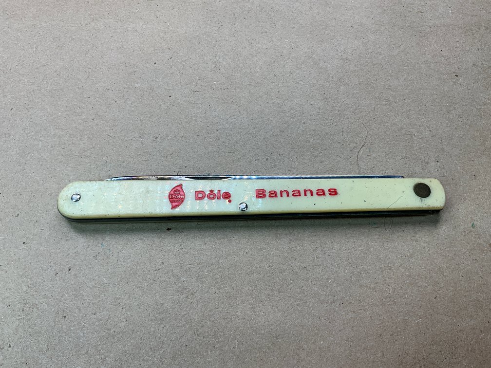 Dole Bananas Branded Razor