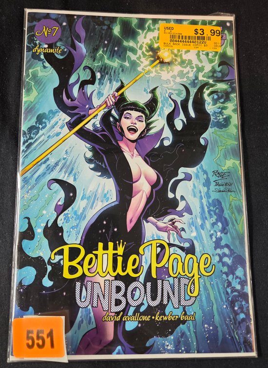Betty Page Unbound - 1 piece